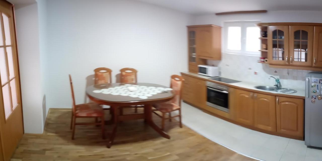 Korovesh Apartment โอครีด ภายนอก รูปภาพ